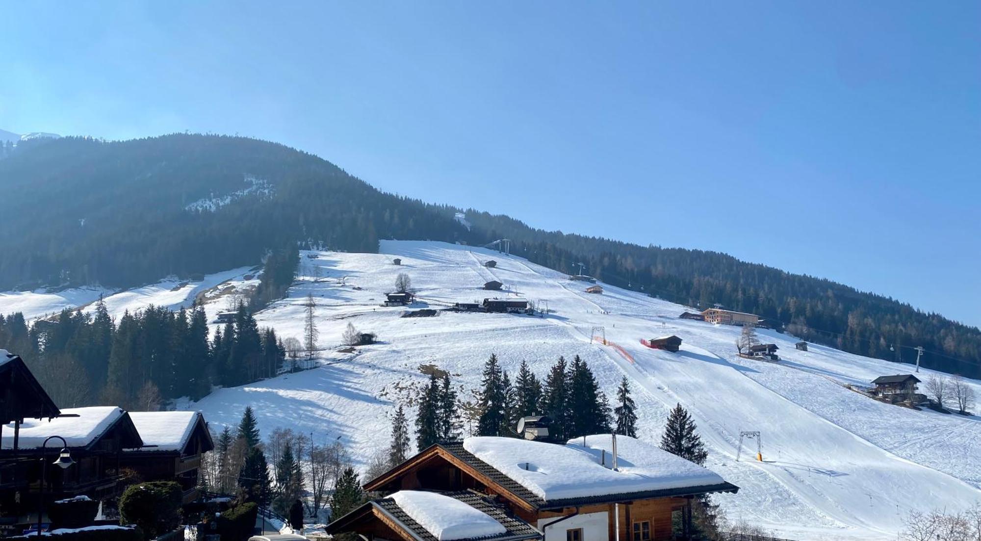 Haus Hislop Apartment Inneralpbach Exterior foto